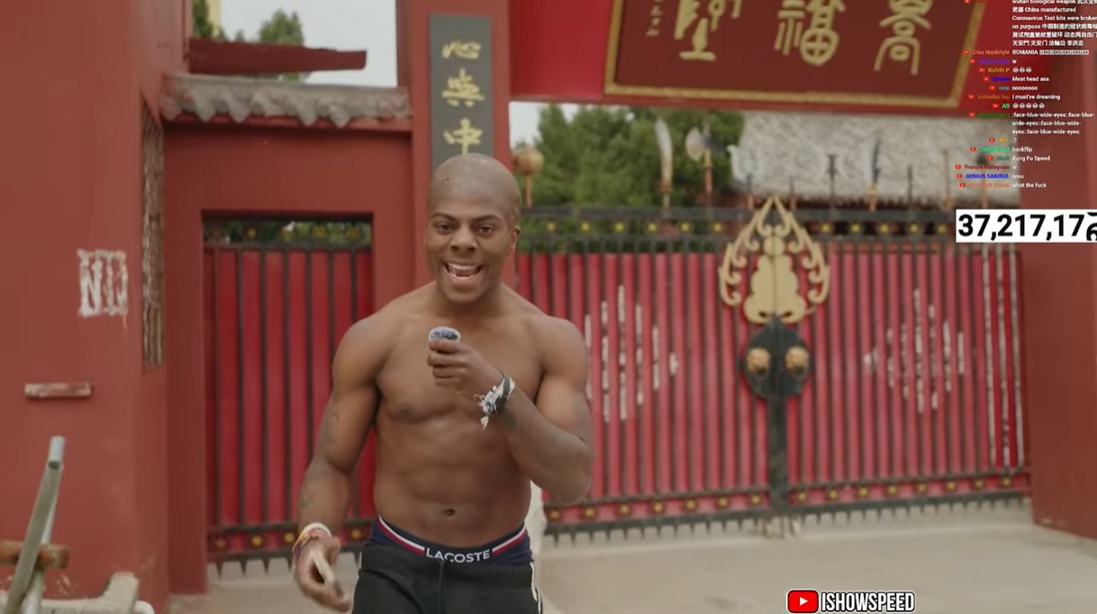 光頭造型！Speed中國(guó)行來到鄭州少林寺，上香拜佛學(xué)功夫